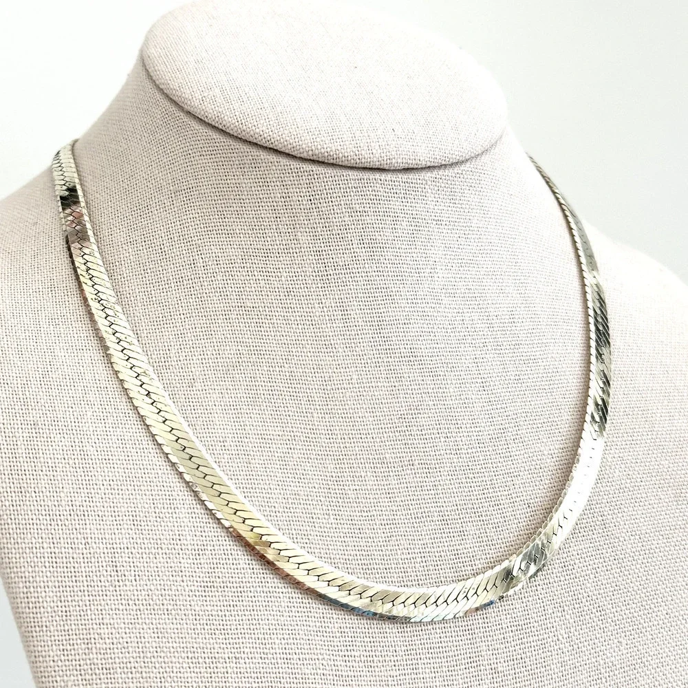 925 Italy Sterling Silver Gold Vermeil Vintage 6.5MM Herringbone Chain Necklace - Picture 6 of 9